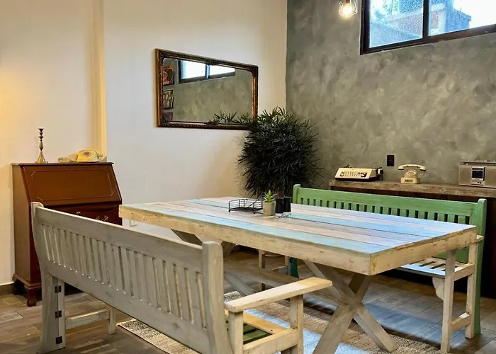 Ikan Hub | Spacious Vintage 3br Near Coyoacán *