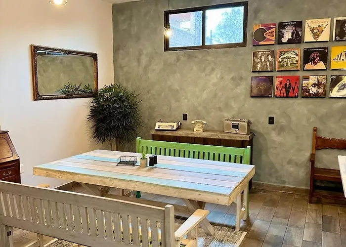 Ikan Hub | Spacious Vintage 3br Near Coyoacán *