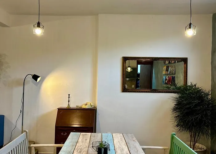 Ikan Hub | Spacious Vintage 3br Near Coyoacán