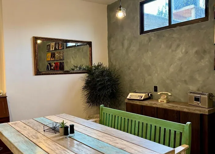 Ikan Hub | Spacious Vintage 3br Near Coyoacán México DF